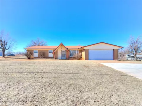 701 N Sara Rd, Mustang, OK 73064