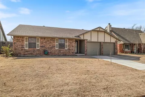 1500 Vulcan Cir, Edmond, OK 73003