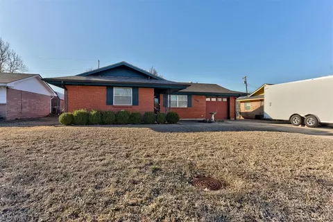 8304 NW 33rd St, Bethany, OK 73008