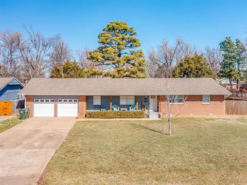 2601 Osborne Dr, Norman, OK 73069