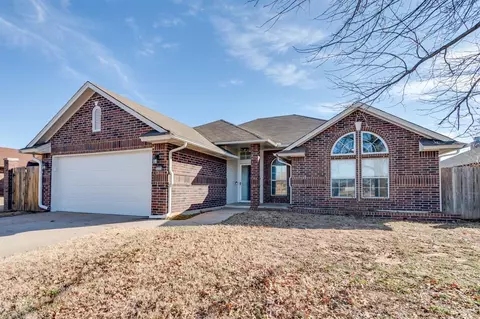 9404 S Brookline Ave, Oklahoma City, OK 73159