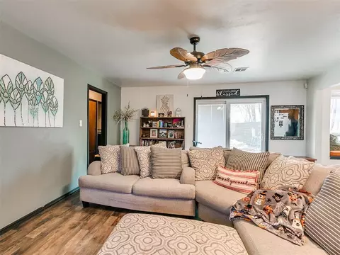 206 E Daws St, Norman, OK 73069 photo 5