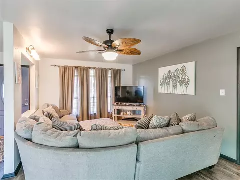 206 E Daws St, Norman, OK 73069 photo 6