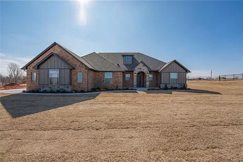 2435 County Road 1219, Blanchard, OK 73010