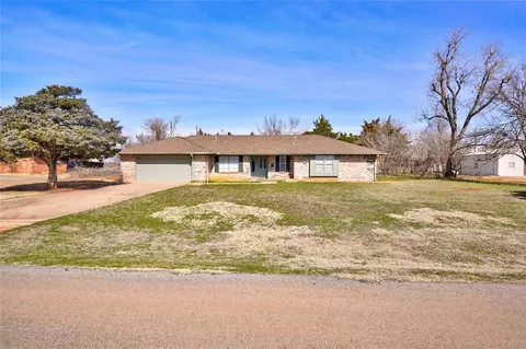 1103 Van Buren Ave, Piedmont, OK 73078