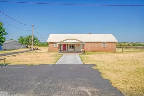 11843 N 1860 Rd, Sayre, OK 73662