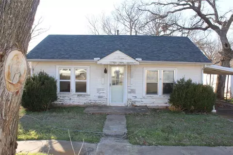 619 S Dewey Ave, Chandler, OK 74834