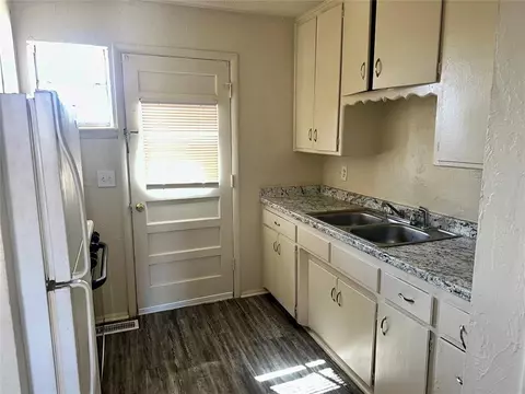 1010 E Wayne St, Edmond, OK 73034 photo 11