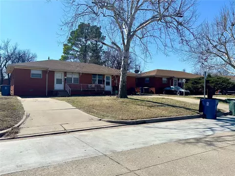 1010 E Wayne St, Edmond, OK 73034 photo 5