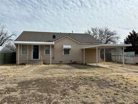 309 N Beaver St, Guymon, OK 73942