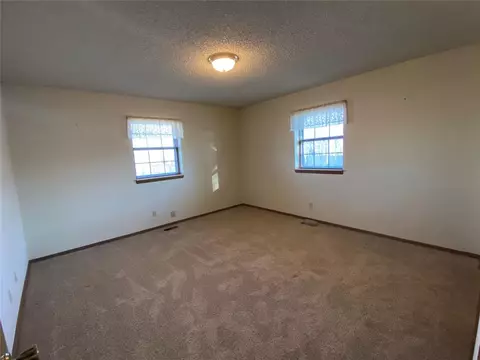 820 S Pine St, Crescent, OK 73028 photo 18