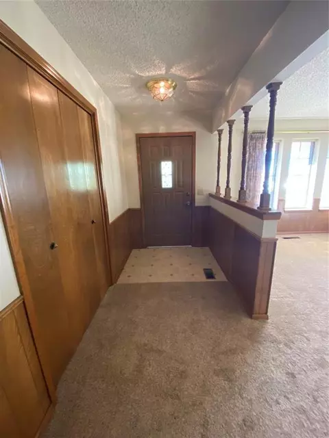 820 S Pine St, Crescent, OK 73028 photo 3