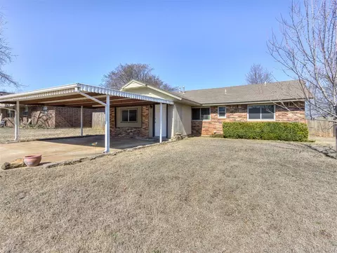 1645 NE 6th Ter, Moore, OK 73160
