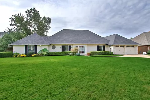 2924 Pelham Dr, Oklahoma City, OK 73120