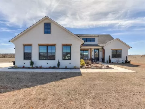 21700 Rustic Rd, Purcell, OK 73080