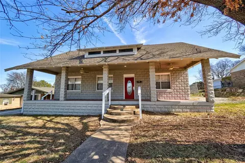 910 S Walnut St, Pauls Valley, OK 73075