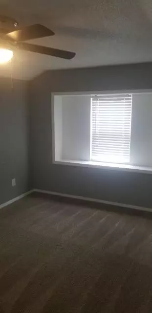 28 E Bowman Ave, Edmond, OK 73034 photo 9