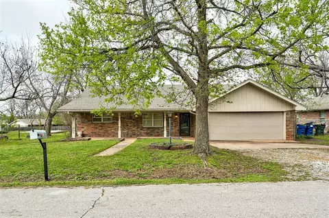 511 N Monroe Ave, Blanchard, OK 73010
