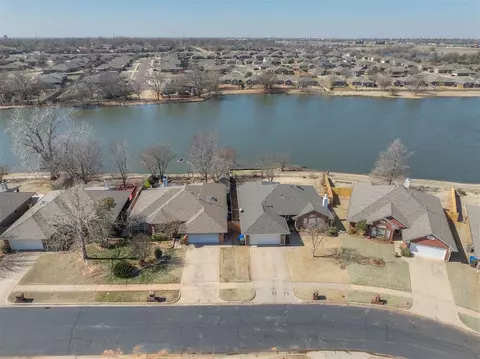 324 Waterfront Dr, Norman, OK 73071 photo 3