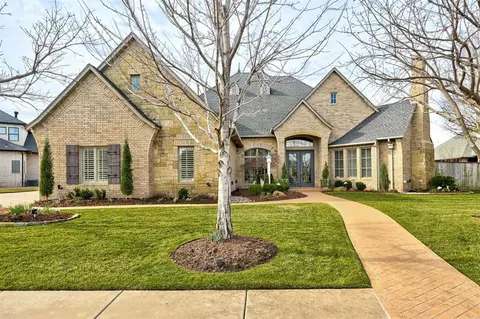 12601 St Lukes Ln, Oklahoma City, OK 73142