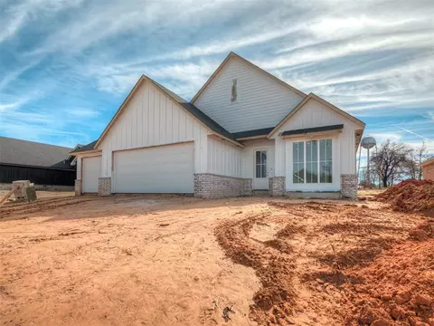 14760 Walnut Ln, Choctaw, OK 73020
