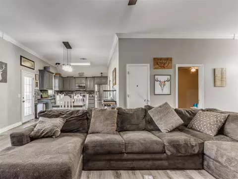 701 Meleah Ln, Mcloud, OK 74851 photo 12