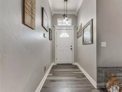 701 Meleah Ln, Mcloud, OK 74851 photo 2