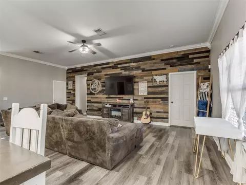 701 Meleah Ln, Mcloud, OK 74851 photo 14