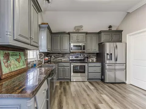 701 Meleah Ln, Mcloud, OK 74851 photo 8