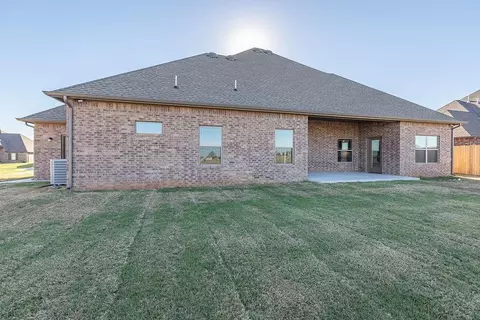 Undisclosed, Tuttle, OK 73089 photo 30