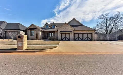 4304 Bridge Wood Ln, Oklahoma City, OK 73179