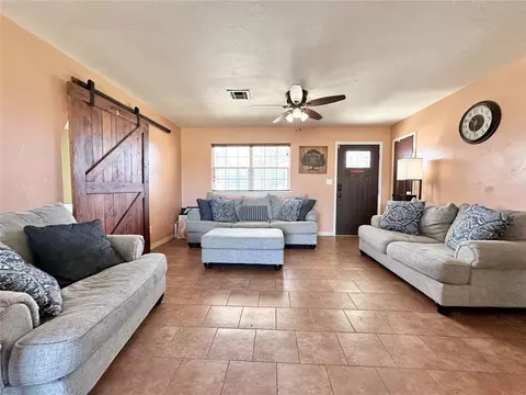 502 Kevin Rd, Prague, OK 74864 photo 9