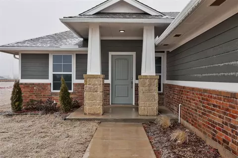 2811 Juneberry Ln, Newcastle, OK 73065