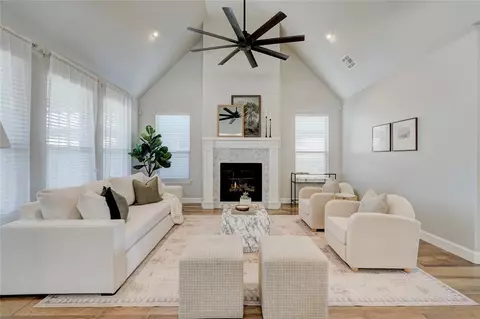 201 Pont Mirabeau Cir, Edmond, OK 73034