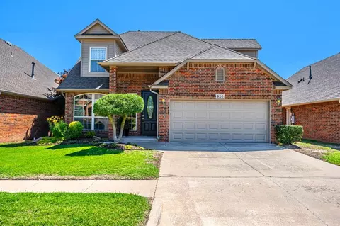 920 Riviera Dr, Norman, OK 73072