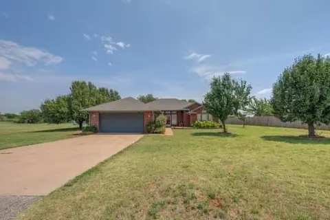 1812 NW Rolling Ct, Piedmont, OK 73078