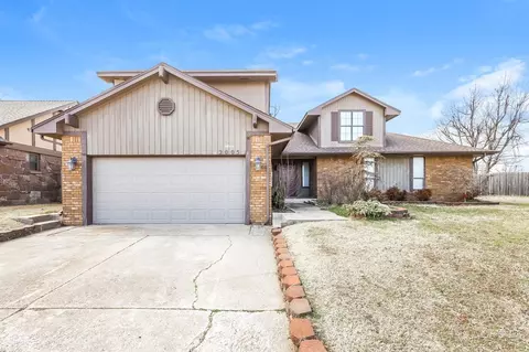 2005 Everglade Ct, Yukon, OK 73099