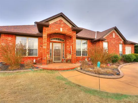4216 Stardust Ln, Tuttle, OK 73089 photo 3