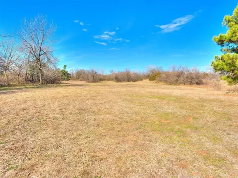 N Douglas Boulevard, Spencer, OK 73084