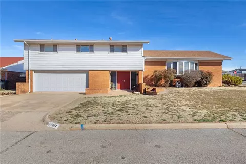 1601 Park Ave, Clinton, OK 73601