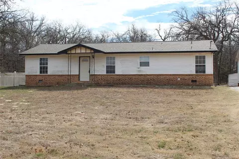 29811 Parkwood Rd, Mcloud, OK 74851