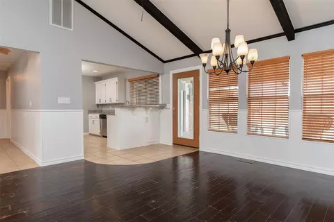 11404 N Barnes Ave, Oklahoma City, OK 73120