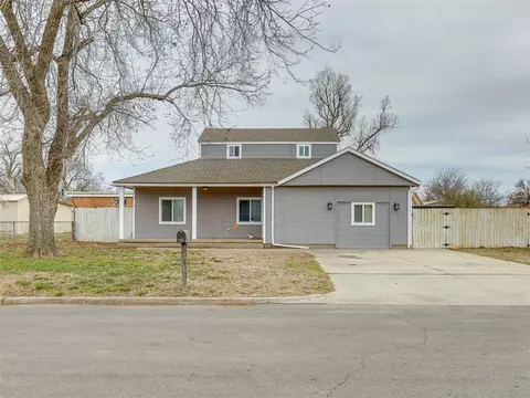 10322 Lejean Dr, Midwest City, OK 73130