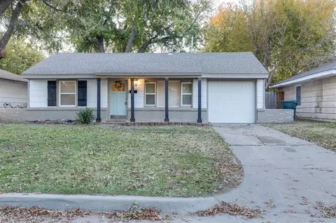 2017 Turner Dr, Midwest City, OK 73110
