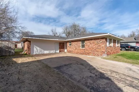 1417 NW 102nd St, Oklahoma City, OK 73114