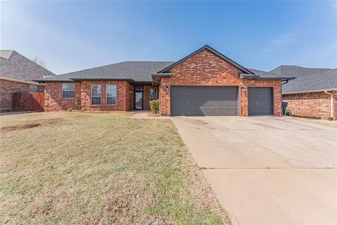 11613 Blue Sky Dr, Oklahoma City, OK 73162