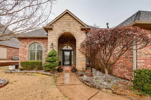 3013 Meriweather Rd, Edmond, OK 73003