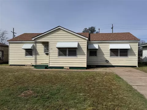 615 N Lowe St, Hobart, OK 73651