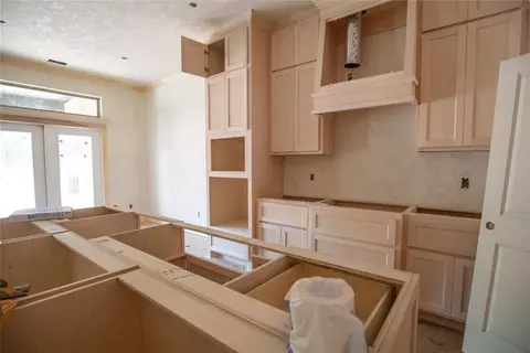9232 NE 139th St, Edmond, OK 73013