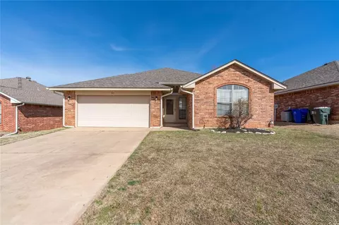 705 Shadowlake Rd, Norman, OK 73071